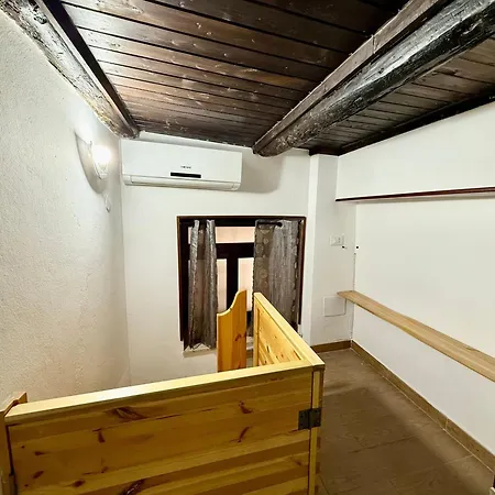 Casa Del Cortile Secco Palerme